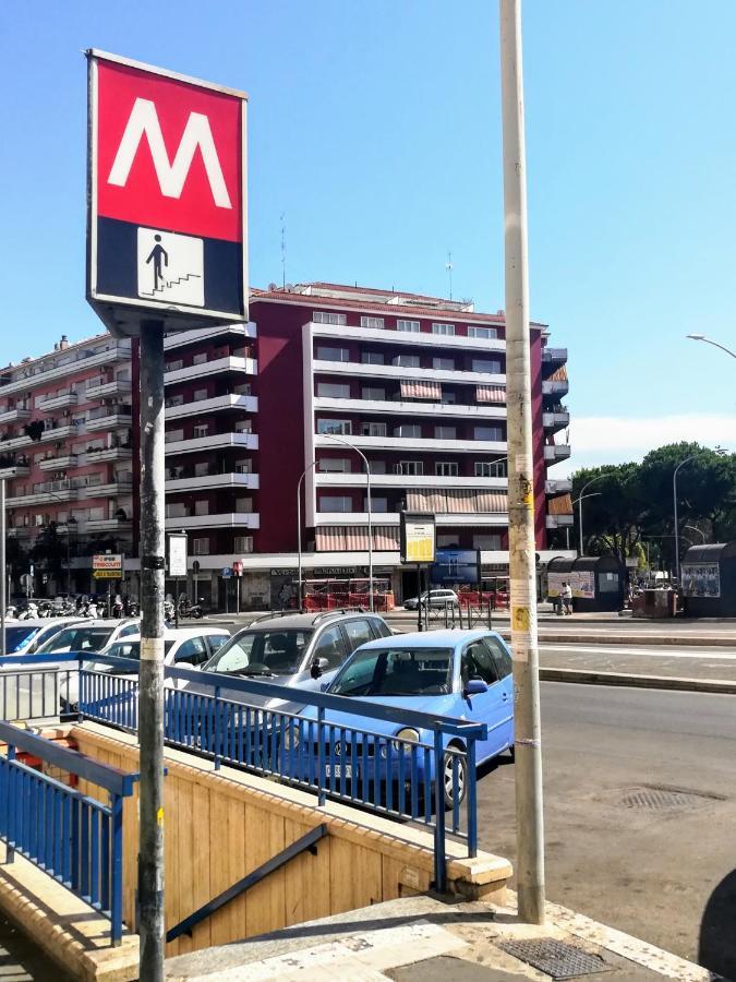 Attico Luminoso Terrazza Metro A Aria Cond Wifi Leilighet Roma Eksteriør bilde